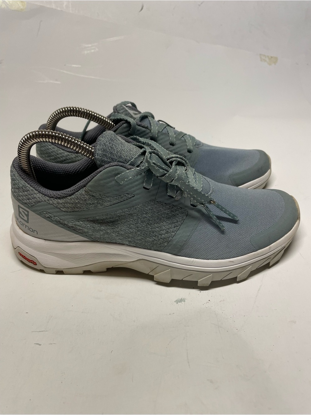 Salomon Outbound Hiking Shoes Contragrip Lead/ Lunar Rock White Women Size US 6